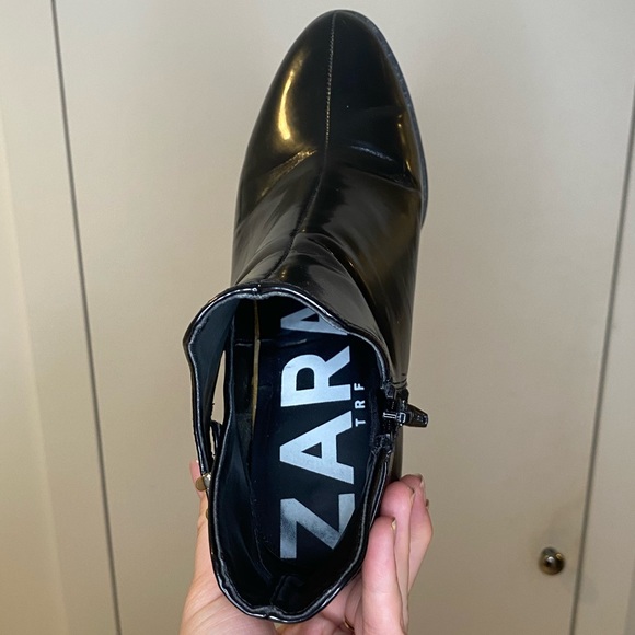 ZARA Patent Faux Leather Ankle Boots - Picture 6 of 12